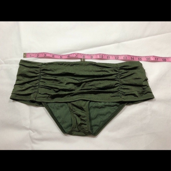 NEW Tommy Bahama Agave on Folie Skirted Hipster Bikini Bottoms [SZ Small ]‎ - Picture 3 of 8